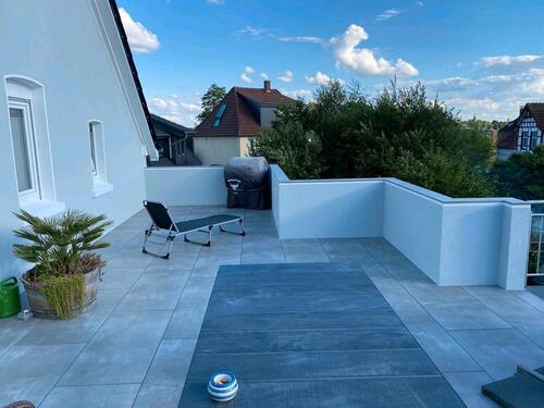 Foto - Moderne 4.5 Zimmerwohnung mit Dachterrasse und Garten