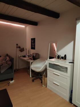 Foto - 1 Zimmer Dachgeschoßwohnung zur Miete in Göttingen