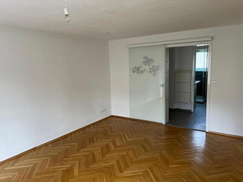 Foto - 3-Zimmer Wohnung mit Balkon und Garage in Stgt.-Stammheim