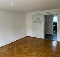3-Zimmer Wohnung mit Balkon und Garage in Stgt.-Stammheim - Stuttgart Neuwirtshaus