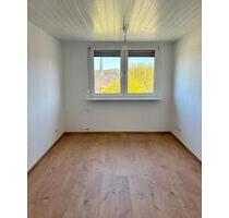 Dachgeschosswohnung *saniert* in Koblenz-Güls ab dem 01.05.26