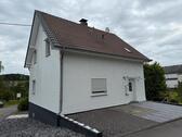 Foto - 5 Zimmer Mehrfamilienhaus, Wohnhaus zum Kaufen in Reichshof