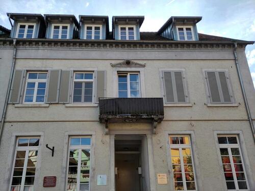 Foto - Schöne Altbau Wohnung 114qm in zentraler Lage