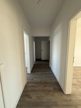 Foto - Helle 3-Zimmer-Wohnung in Schwerin zur Miete