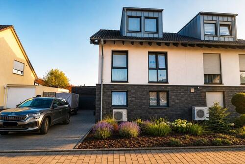 Foto - Modernes Familienhaus mit großer Südterrasse in Jüchen-HNK