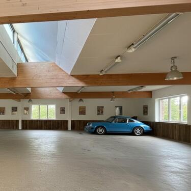Foto - Stellplätze für Oldtimer & Sportwagen in der Garage in Verden bei Bremen