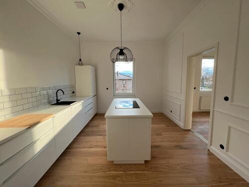 Foto - 3 Zimmer Altbaumietwohnung im 1. OG mit Kücheninsel