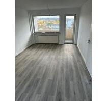 3 Zimmer Wohnung komplett saniert in 42277 Wuppertal zu vermieten