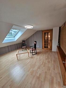 Foto - Dachgeschoss Wohnung - 590,00 EUR Kaltmiete,