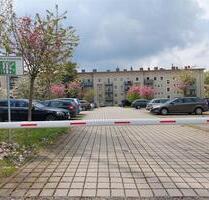 Zentrum ** freier Stellplatz - 45,00 EUR Miete, in Chemnitz (PLZ: 09111)