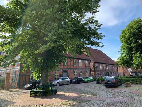 Foto - Sonnige, zentral gelegene 4-Raum-Wohnung mit Kamin