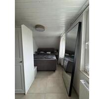 Helle und gemütliche 2 Zimmer-Wohnung zu vermieten