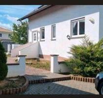 Mehrfamilienhaus in Sontra 270m2