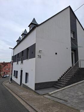 Foto - Elegante, moderne Wohnung mit Terrasse.