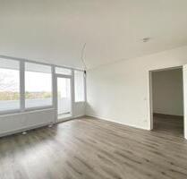 Helles 2 -Zimmer-Wohnung mit Balkon - Neukirchen-Vluyn