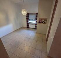 Frisch renovierte 3 Zimmer KB Wohnung in LosheimBritten - Losheim am See