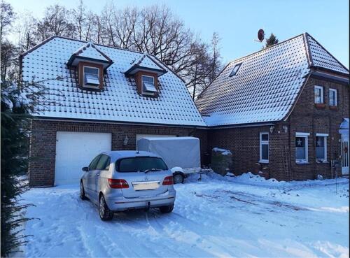 Foto - Wieder verfügbar: Charmanter Altbau 110qm mit großem Grundstück