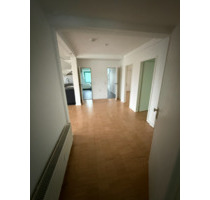 3-Zimmer-Dachgeschosswohnung in Hofheim [HMR-O10E05] [HMR-O10E05] - Hofheim am Taunus