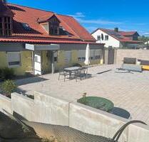 Wohnraum mit Genuss. Großzügige EG-Eigentumswohnung im Altmühltal - Mörnsheim