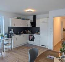 Neubau 3-Zimmer Wohnung mit großem Balkon, EBK und Aufzug ! - Straubing