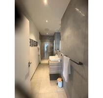 Top renoviertes EG- Apartment mit separatem Eingang & Terrasse - Köln Mülheim