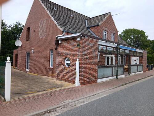 Foto - Mehrfamilienhaus, Wohnhaus zum Kaufen in Neufeld