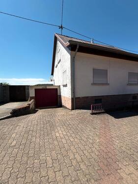 Foto - Freistehendes Haus - 160.000,00&nbsp;EUR Kaufpreis, ca.&nbsp; 100,00&nbsp;m&sup2;