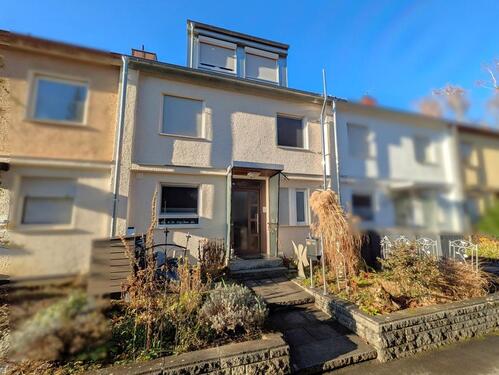 Foto - Kernsaniertes RMH in ruhiger, naturnaher Lage (Plochingen)