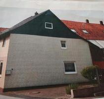 Haus zu Verkaufen - 149.000,00&nbsp;EUR Kaufpreis, ca.&nbsp; 300,00&nbsp;m&sup2; in Kalefeld (PLZ: 37589)