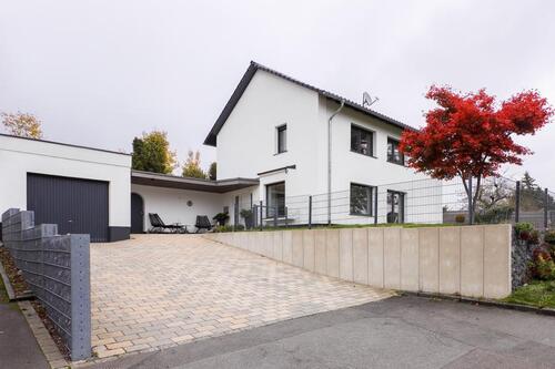Foto - Freistehendes und saniertes Einfamilienhaus am Vogelberg