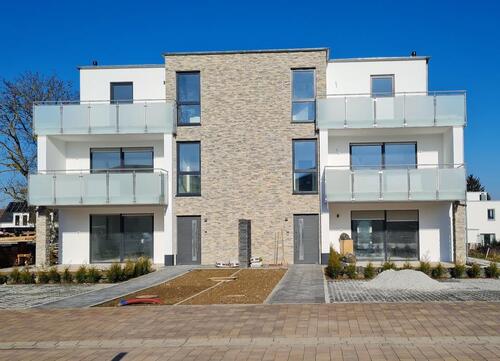 Foto - Erstbezug mit Balkon:Geschmackvolle 4-Raum-Wohnung in Ober-Mörlen