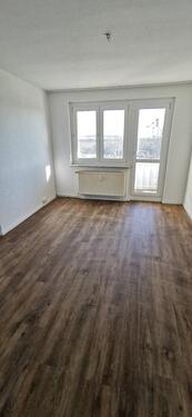 Foto - Frisch sanierte 1-Zimmer-Wohnung in Viereck – Zuhause im Grünen