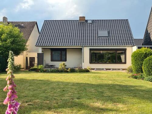 Foto - Einfamilienhaus mit Eigentumsgrundstück, Einliegerwohnung möglich