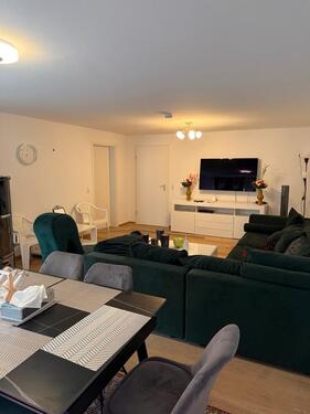 Foto - Vor Ankündigung Ein Familien Haus frei stehend