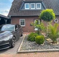Gepflegte Doppelhaushälfte mit Terasse, Carpot, Garten & Keller - Kutenholz