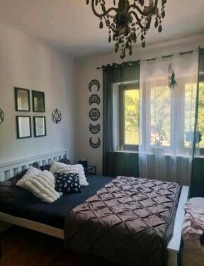 Foto - Schöne gemütliche Wohnung mit Balkon und Badewanne in SB