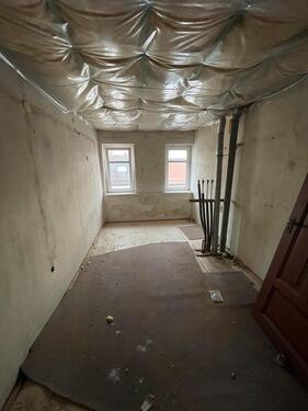 Foto - Dachkammer zum selbst Ausbau zu vermieten