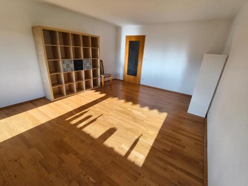 Foto - Attraktive 2,5-Zimmer-Wohnung mit Balkon und schöner Aussicht in