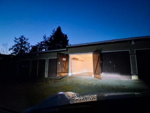 Foto - Garage im top Zustand in ruhiger Lage yorckgebiet