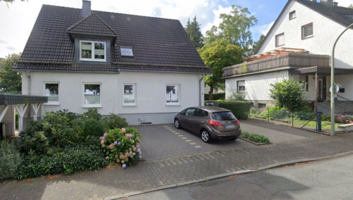 Foto - Top Lage: 3Z-EG-Whg. mit Terrasse u. Carport