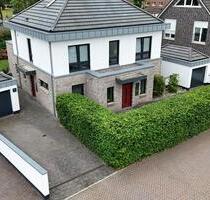 Moderne Stadtvilla in Scharbeutz! Provisionsfreier Verkauf.