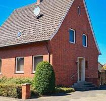 Bieterverfahren - Einfamilienhaus mit Doppelgarage, großer Garten - Warendorf