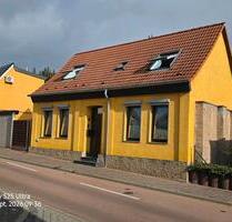 Einfamilienhaus Zentrumsnah - 125.000,00&nbsp;EUR Kaufpreis, ca.&nbsp; 100,00&nbsp;m&sup2; in Hettstedt (PLZ: 06333)