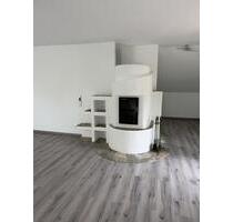 1 Monat MIETFREI! Wohnen unterm Dach am Nikolausberg mit Festungsblick & Garten - Würzburg Heuchelhof