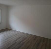 Sehr schöne, renovierte, 2ZKB Wohnung - Pirmasens Niedersimten