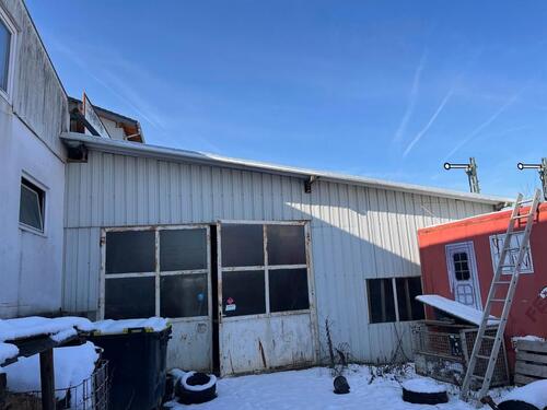 Foto - Lagerhalle + Freifläche - 525,00&nbsp;EUR Kaltmiete, ca.&nbsp; 420,00&nbsp;m&sup2;