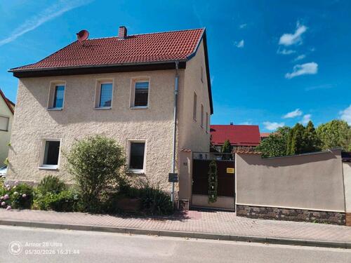 Foto - Wohnhaus mit barrierefreier Einliegerwohnung, Neubau-Halle (2025)