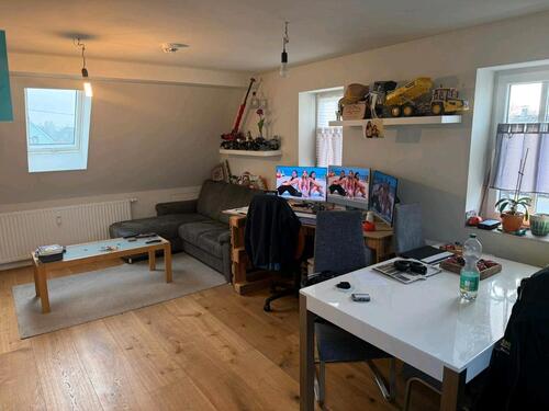 Foto - Wohnung im Dachgeschoss - 10,00&nbsp;EUR Kaltmiete, ca.&nbsp; 58,00&nbsp;m&sup2;