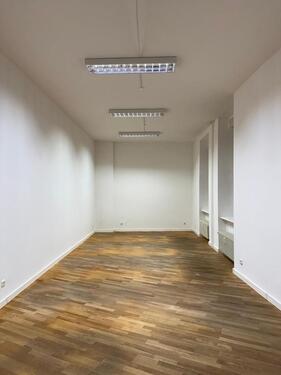 Foto - Provisionsfreie Gewerbeeinheit vielseitig nutzbar!