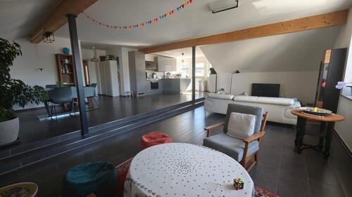 Foto - Große 4-Zimmer-Wohnung in Burghausen zu vermieten